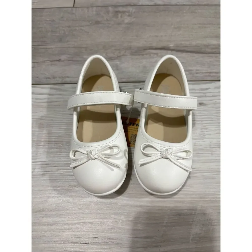 Weestep baby girls white ballet flats shoes size 5
